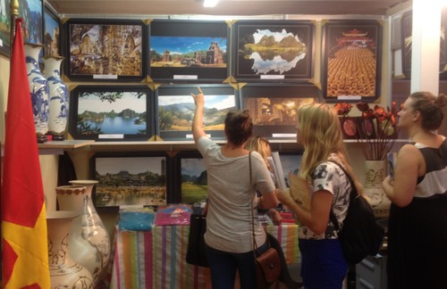 Việt Nam tham dự Hội chợ thương mại quốc tế lớn nhất khu vực Đông Nam Âu TIF 78/2013 - ảnh 2